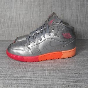 Nike Air Jordan 1 Mid Sunrise Sneakers Sz 7